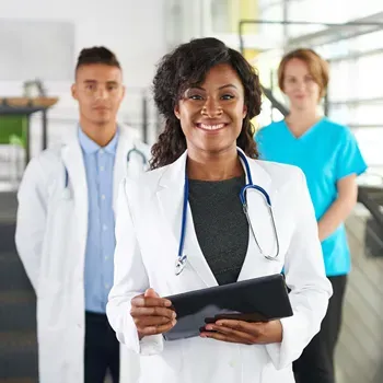 Medicos conversando