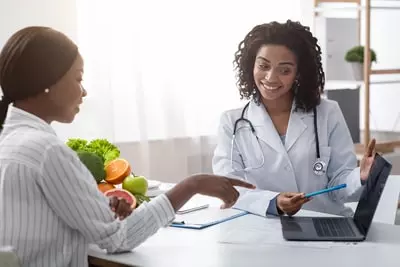 sobre o curso Nutrição Clínica Aplicada a Consultório e Ambulatório.webp